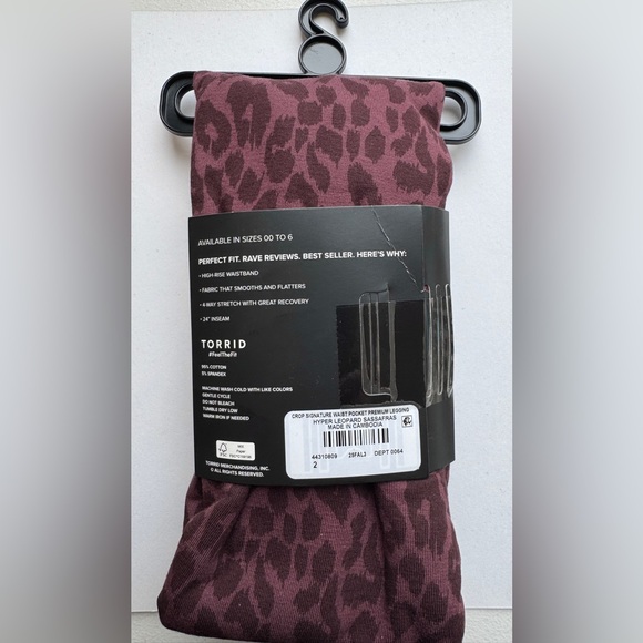 Torrid Burgundy Leopard Print Cropped Leggings, Size 3X - Picture 7 of 7